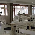 Estreya Palace 4*