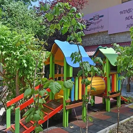 Hotel Estreya Palace