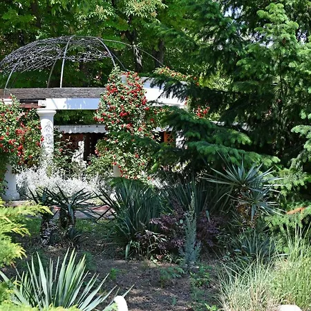 Estreya Palace Hotel Saints Constantine and Helena