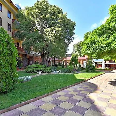 Estreya Palace Hotel