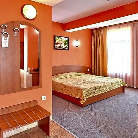 Hotel Estreya Palace 4*
