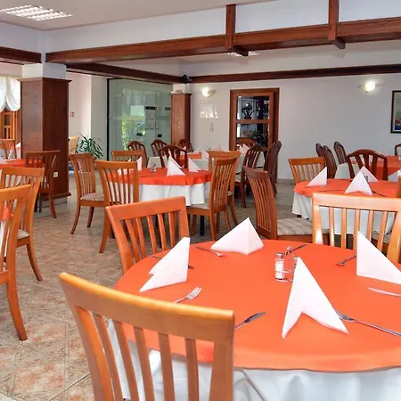 Estreya Palace Άγιος Κωνσταντίνος και Ελένη