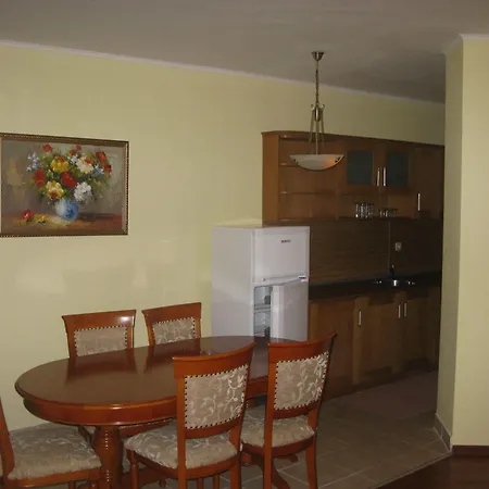 Ξενοδοχείο Estreya Palace 4*