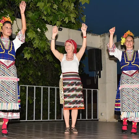 Hotel Estreya Palace